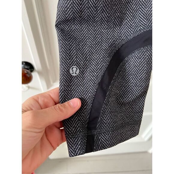 Lululemon wonder under black and gray tweed like leggings 8 - Picture 6 of 6